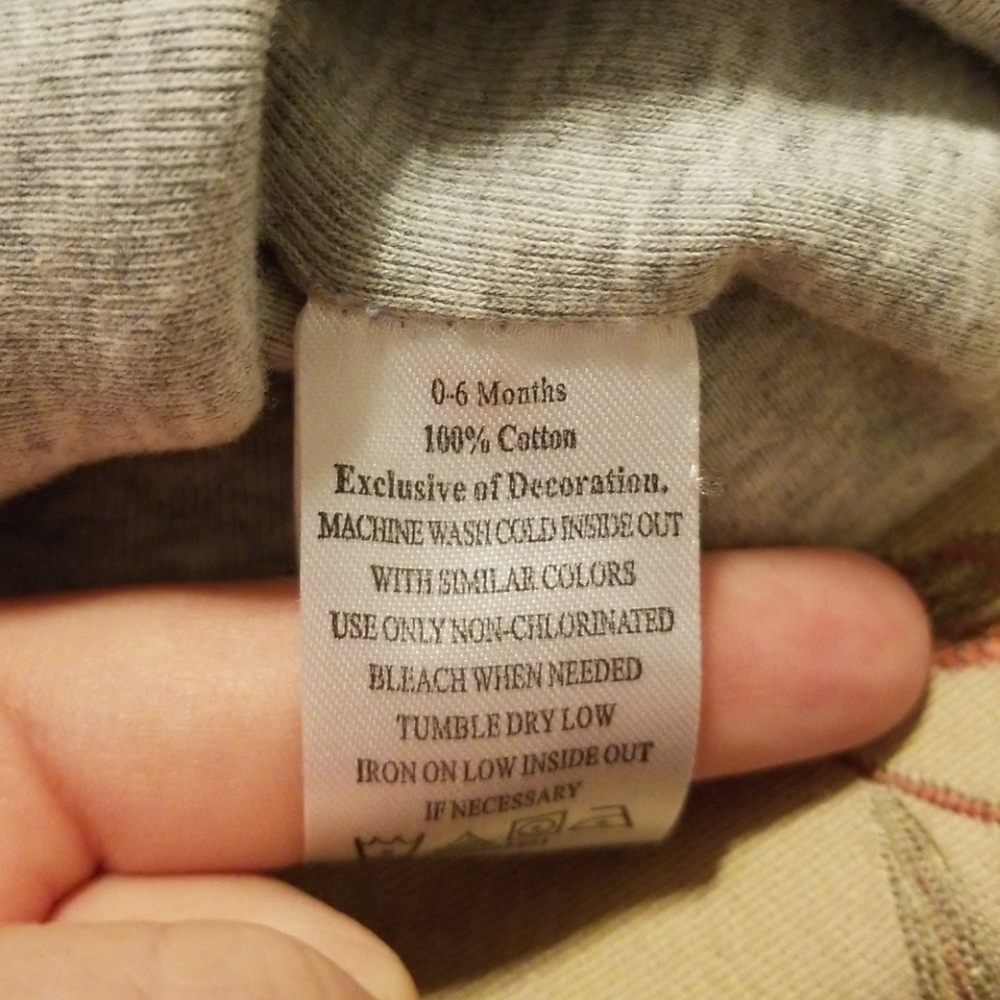 Infant Jordan hat - Picture 2 of 3